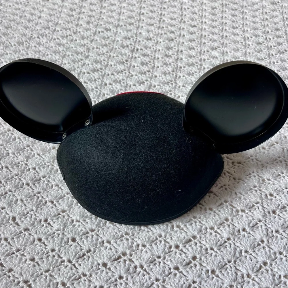 Disney Mickey Mouse Ears Hat- youth - Picture 7 of 8